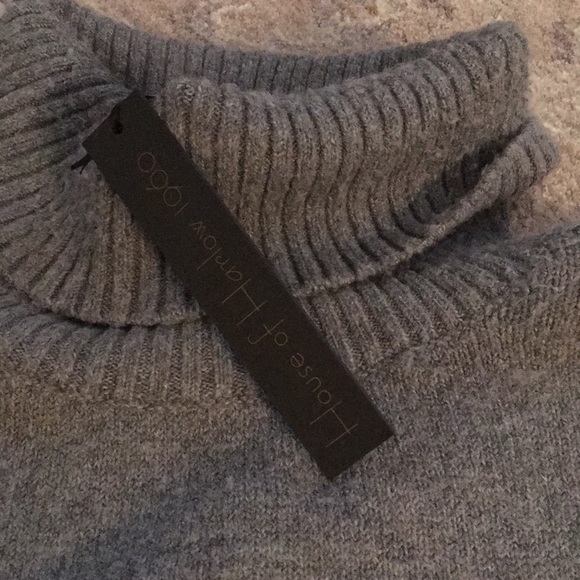 House of Harlow sweater NWT - Picture 7 of 8